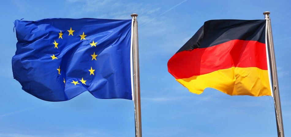 دورة تكوينية لتكوين عمال عاملات على الآلات بدولة ألمانيا