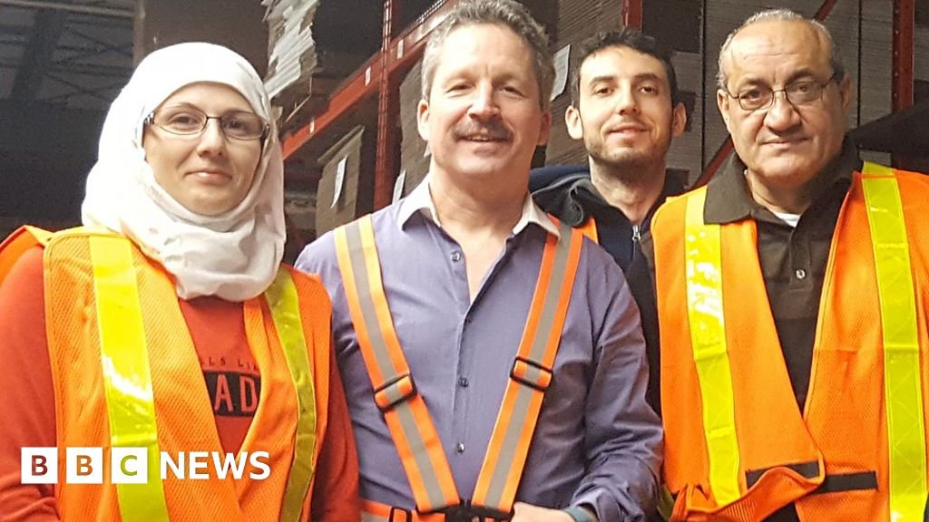 سيرة ذاتية كندية